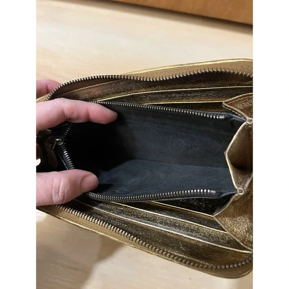 Bottega Veneta Gold Intrecciato Leather Zip Around Wallet Metallic Shiny - Picture 14 of 15